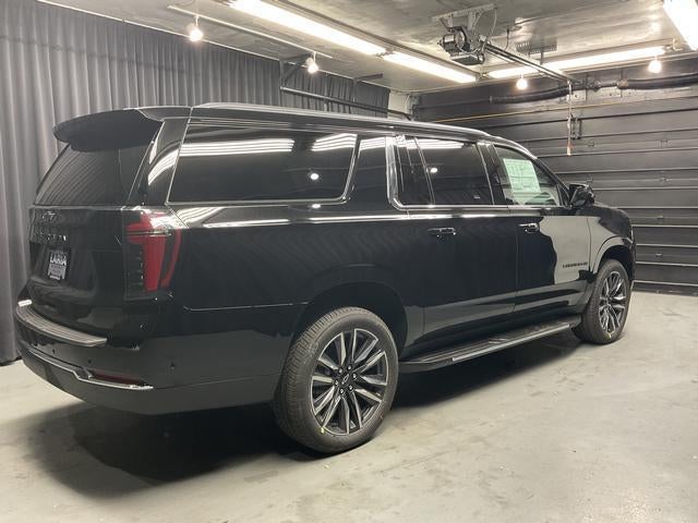 2026 Chevrolet Suburban — detail view