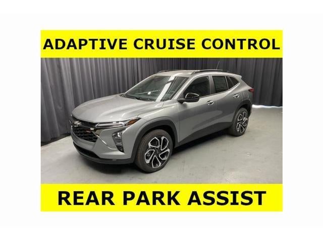 2026 Chevrolet Trax 2RS in Sterling Gray Metallic — front three-quarter view